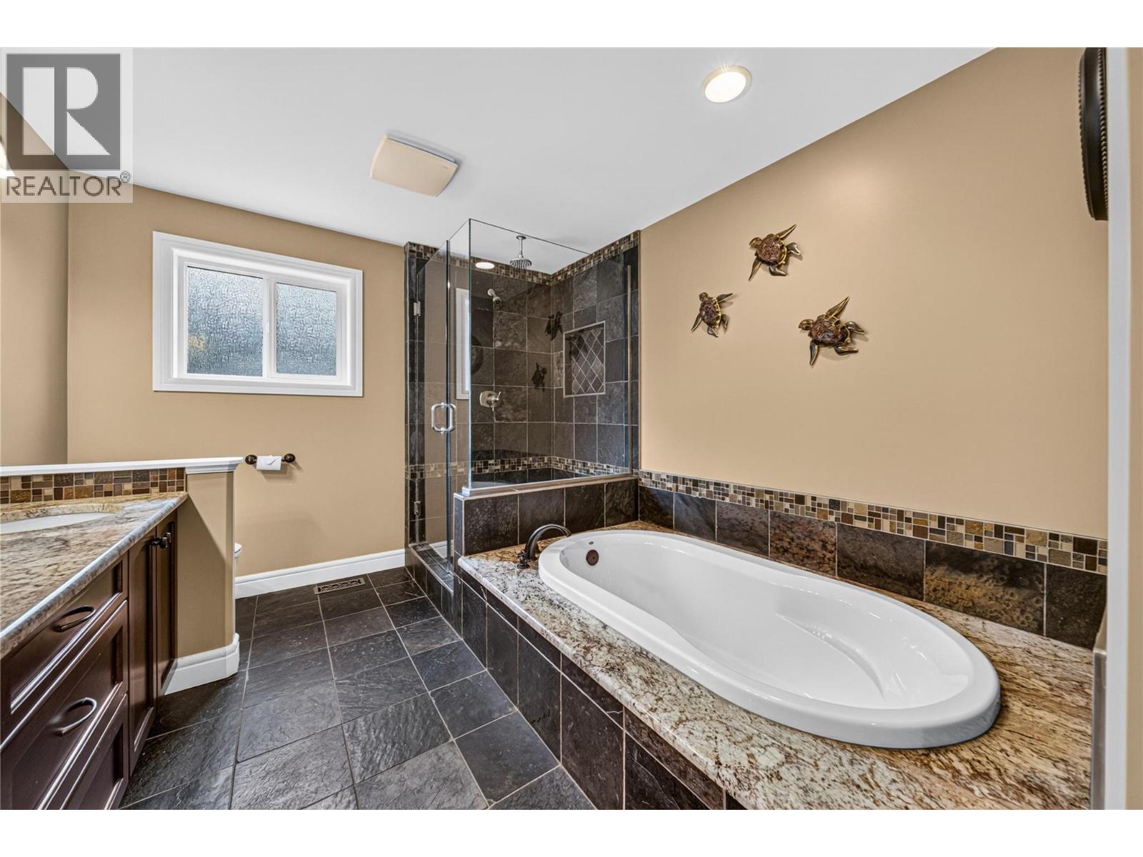 1276 Pinyon Road, Sparwood, British Columbia  V0B 2G2 - Photo 28 - 10395669