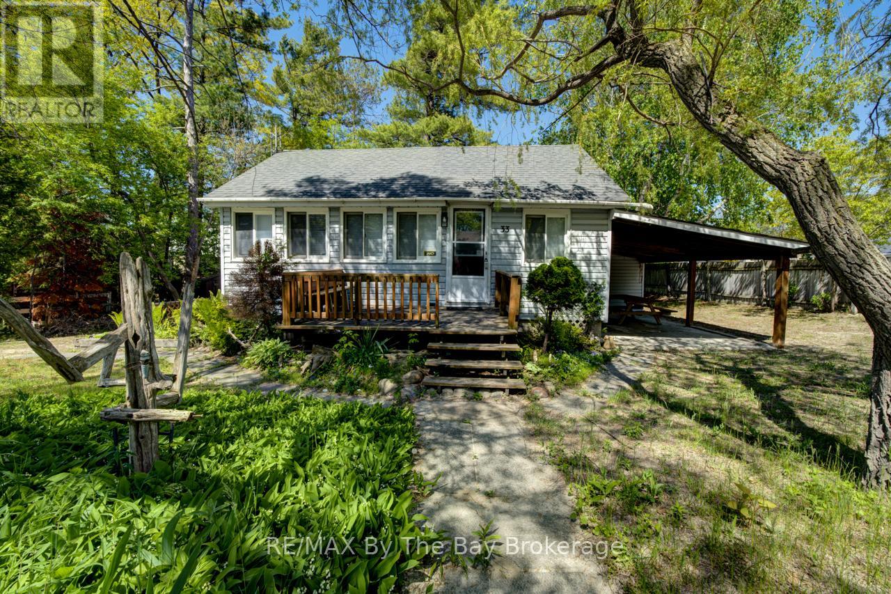 33 17th Street N, Wasaga Beach, Ontario  L9Z 2J1 - Photo 2 - S13245616