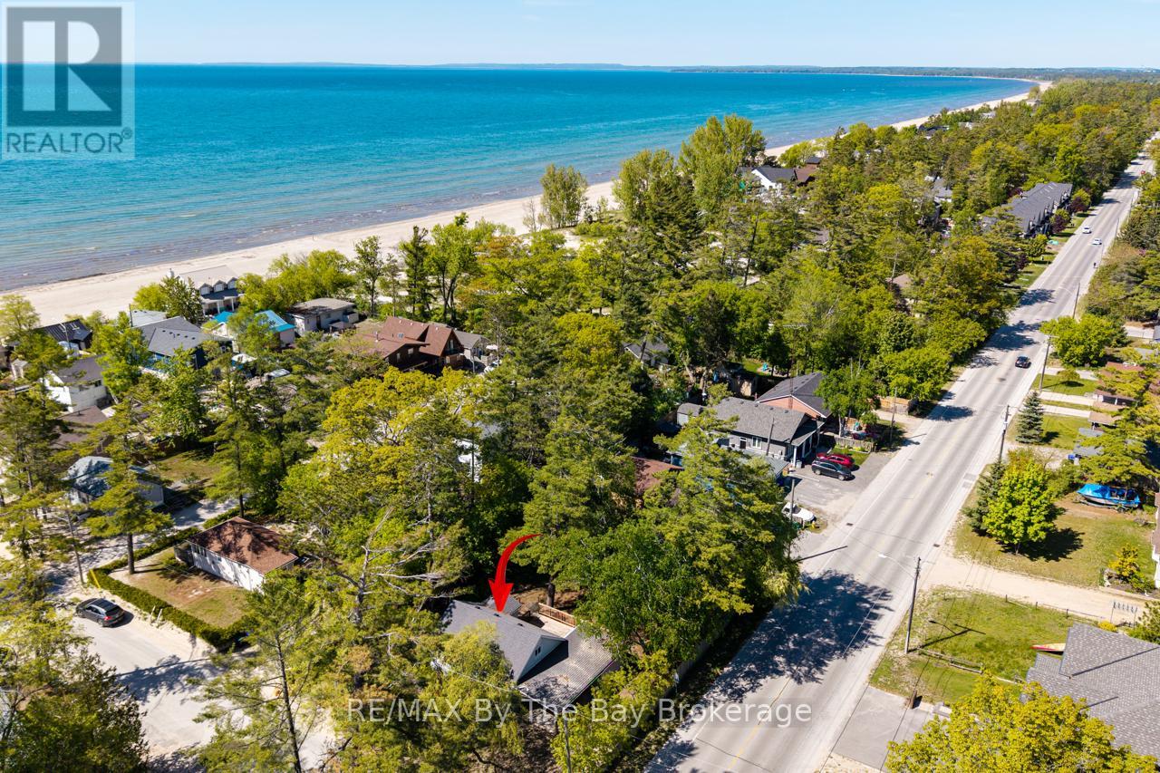 33 17TH STREET N, Wasaga Beach, Ontario