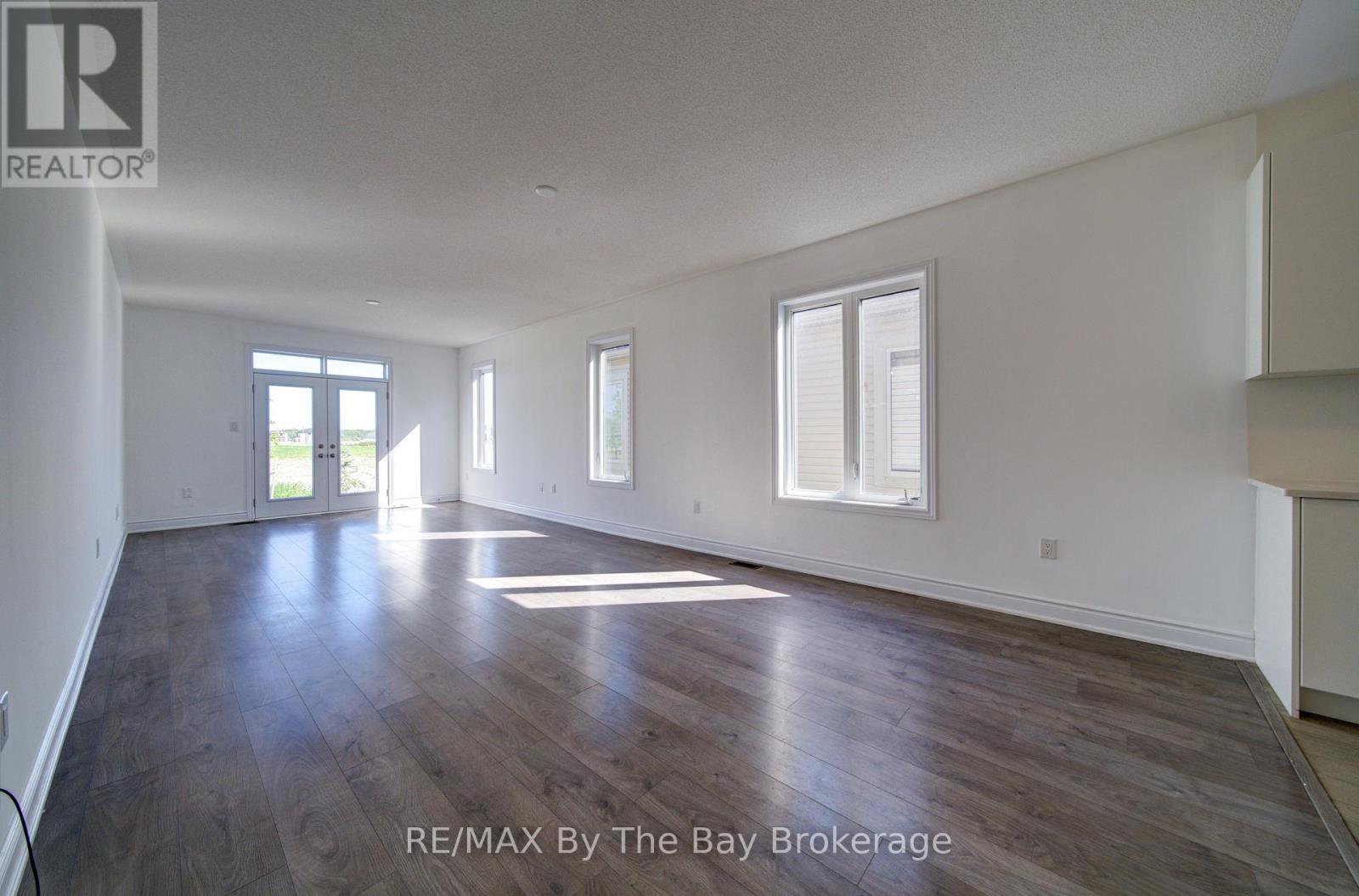 15 Union Boulevard, Wasaga Beach, Ontario  L9Z 0M6 - Photo 12 - S13559896
