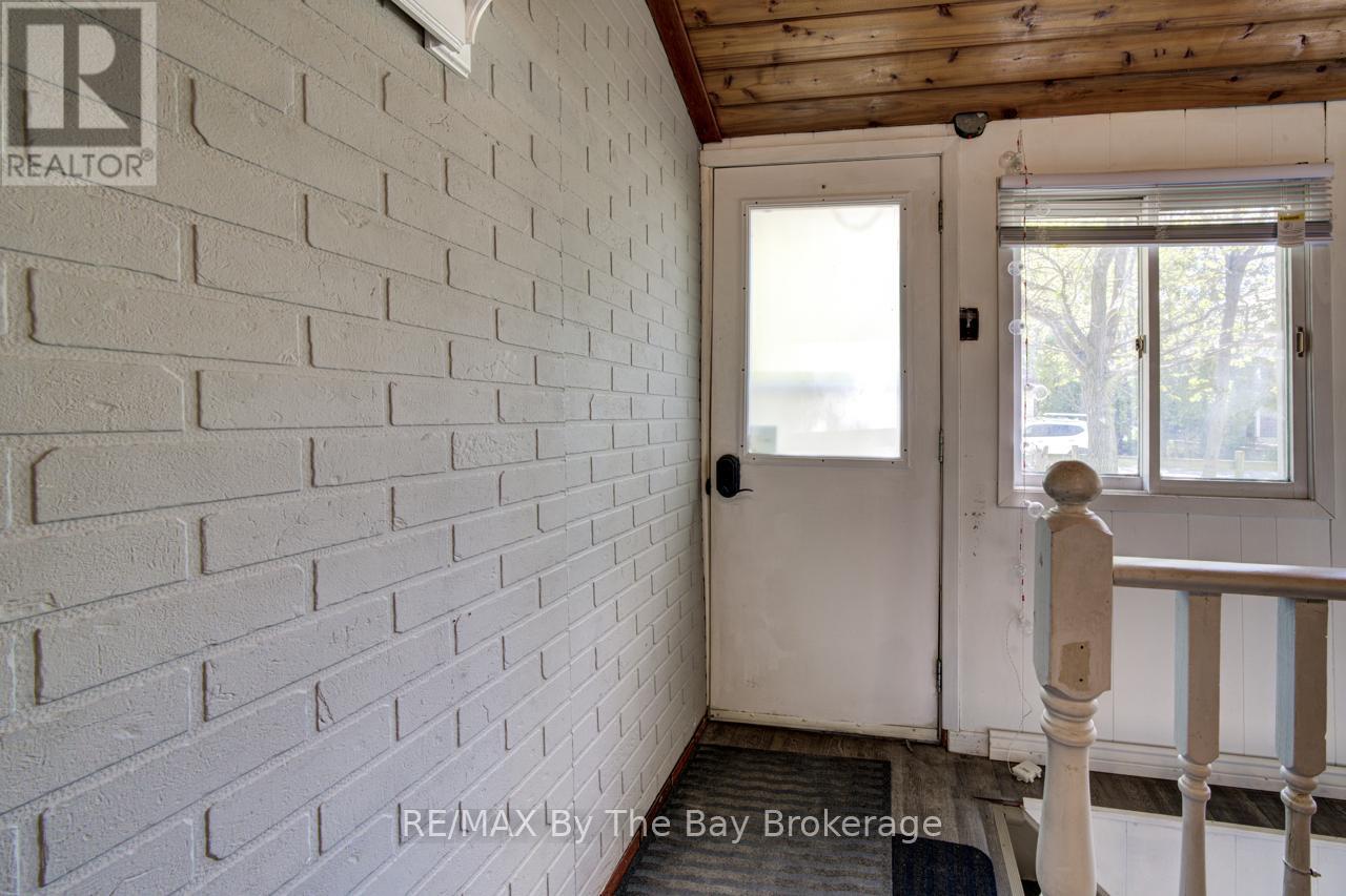 33 17th Street N, Wasaga Beach, Ontario  L9Z 2J1 - Photo 7 - S13245616