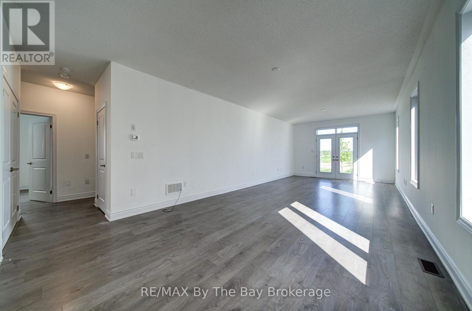 15 Union Boulevard, Wasaga Beach, Ontario  L9Z 0M6 - Photo 11 - S13559896