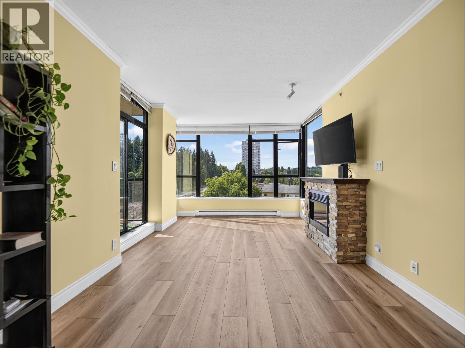 1101 11 E Royal Avenue, New Westminster, British Columbia  V3L 0A8 - Photo 2 - R3154093
