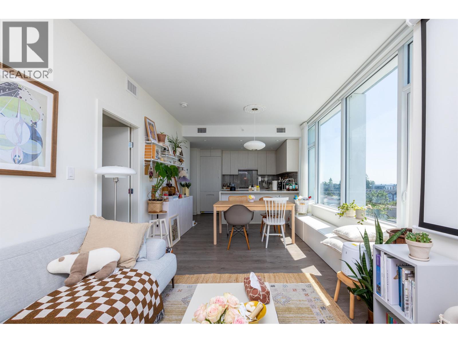 605 5051 Imperial Street, Burnaby, British Columbia  V5J 0J3 - Photo 3 - R3154095