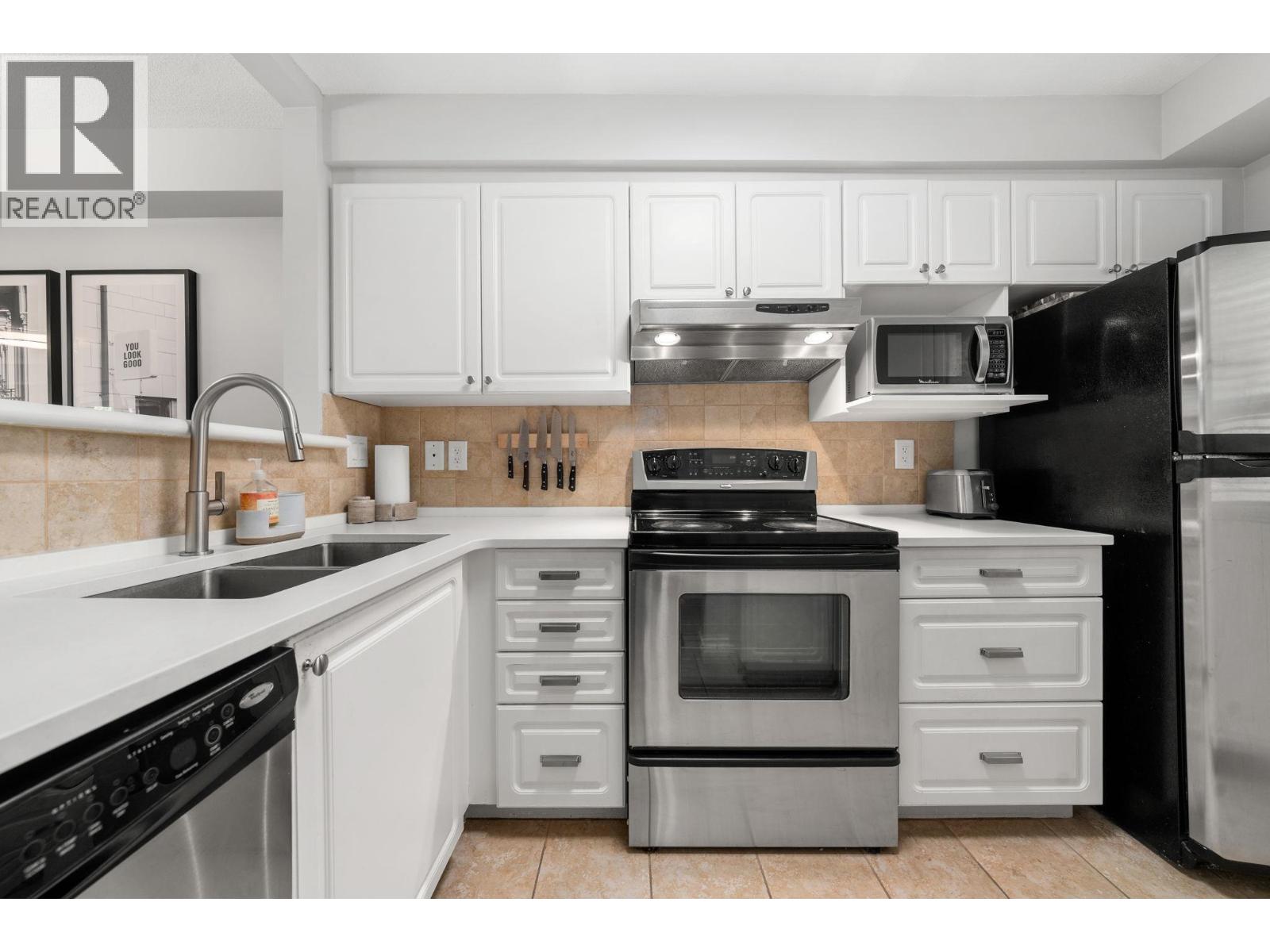 249 2565 W Broadway, Vancouver, British Columbia  V6K 2E9 - Photo 10 - R3154111