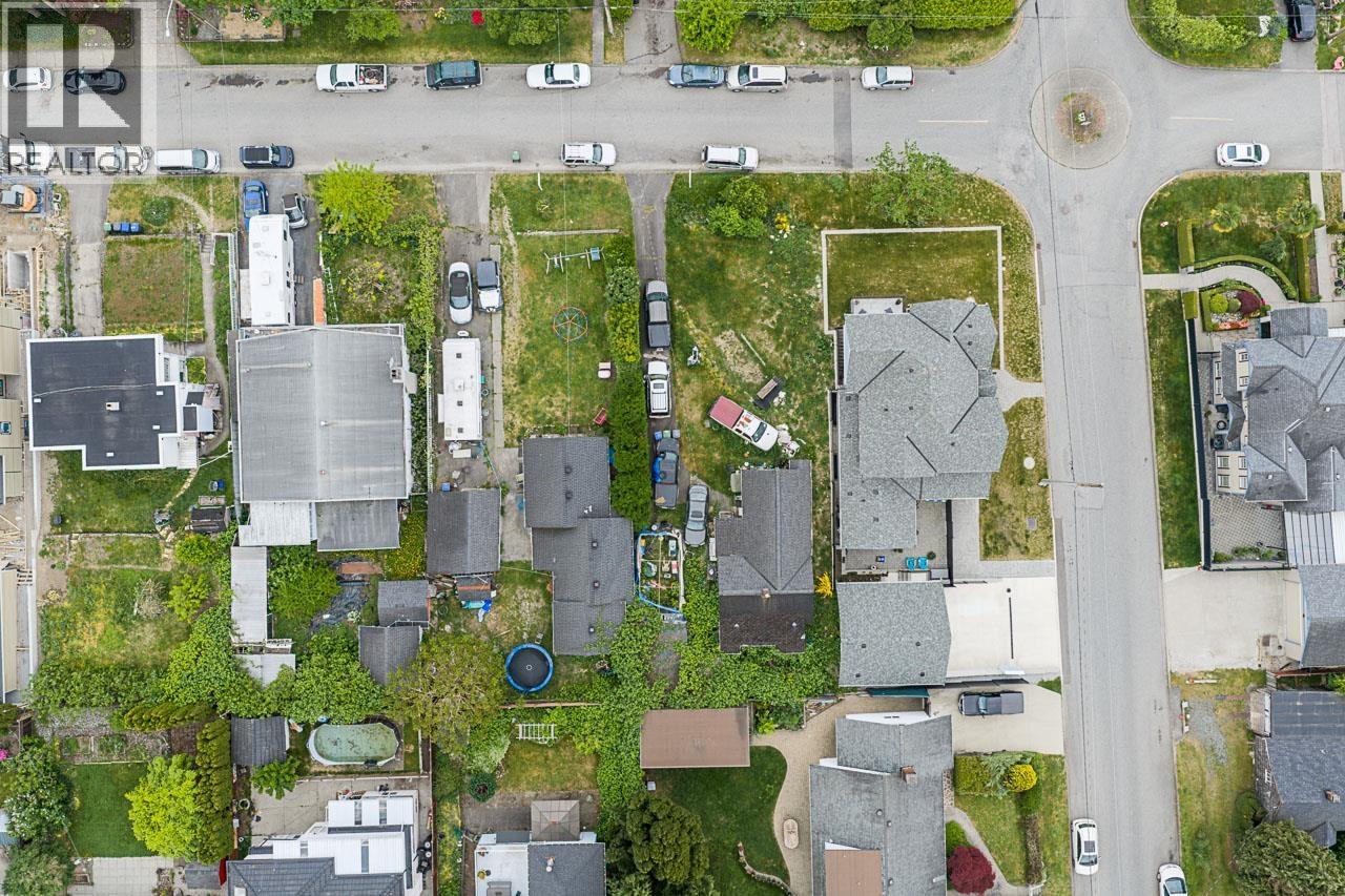 2235 Edinburgh Street, New Westminster, British Columbia  V3M 2Y2 - Photo 16 - R3154104