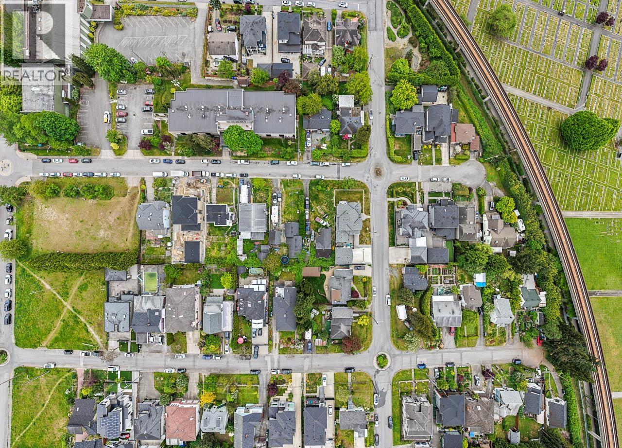 2235 Edinburgh Street, New Westminster, British Columbia  V3M 2Y2 - Photo 22 - R3154104