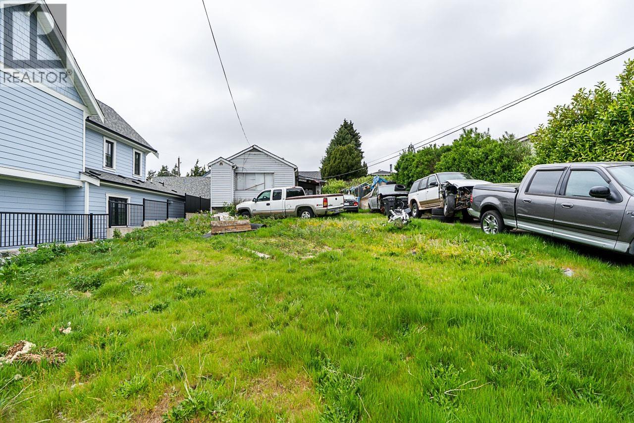 2235 Edinburgh Street, New Westminster, British Columbia  V3M 2Y2 - Photo 3 - R3154104