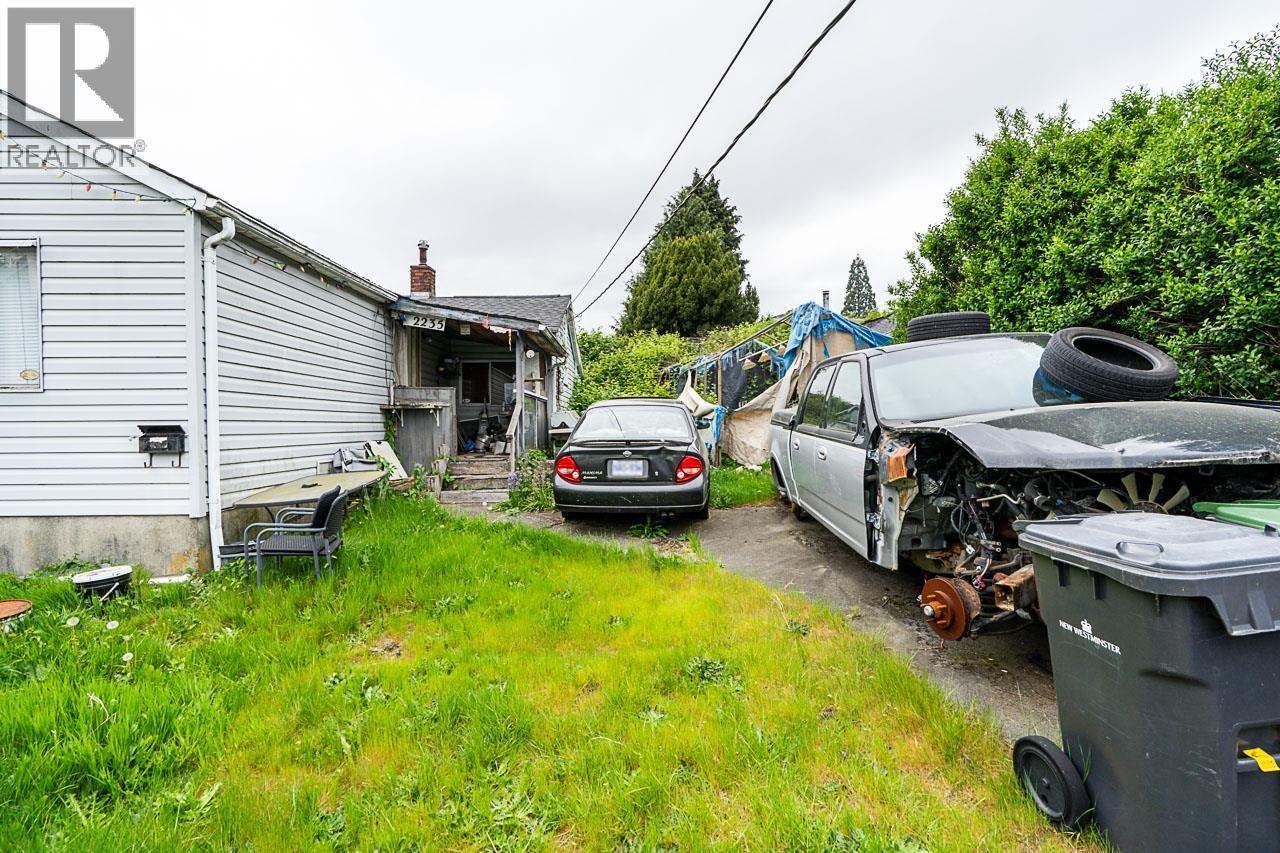 2235 Edinburgh Street, New Westminster, British Columbia  V3M 2Y2 - Photo 5 - R3154104