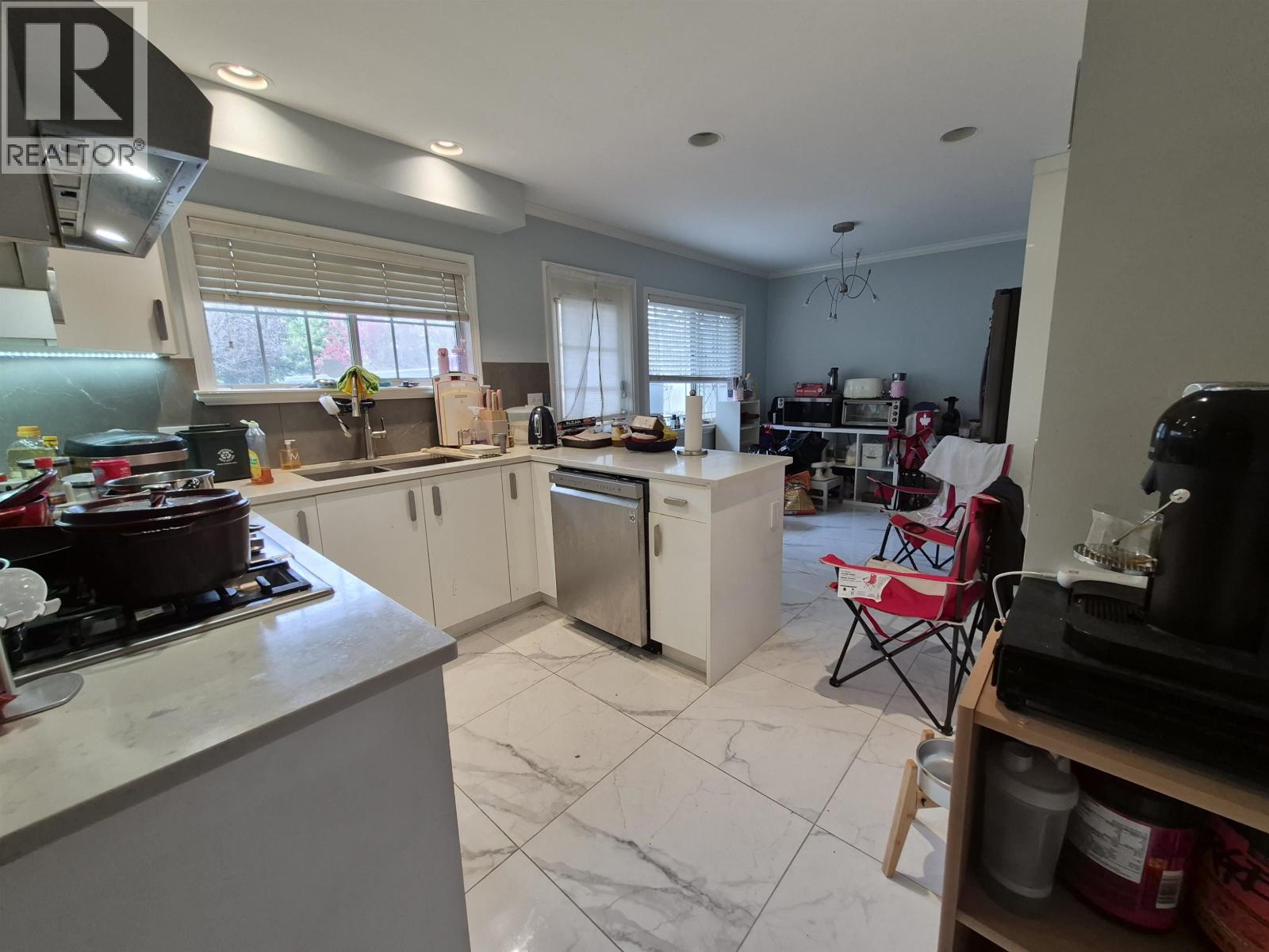 6537 Neville Street, Burnaby, British Columbia V5E 1A5 - Photo 10 - R3154131