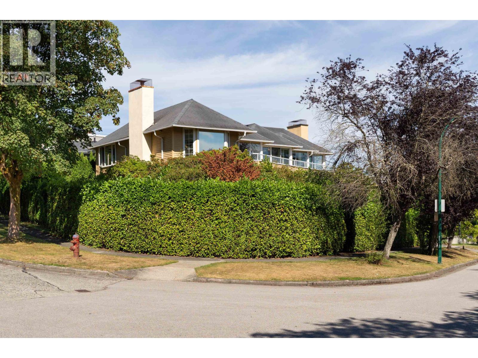 3655 Quesnel Drive, Vancouver, British Columbia V6L 3E6 - Photo 3 - R3154134