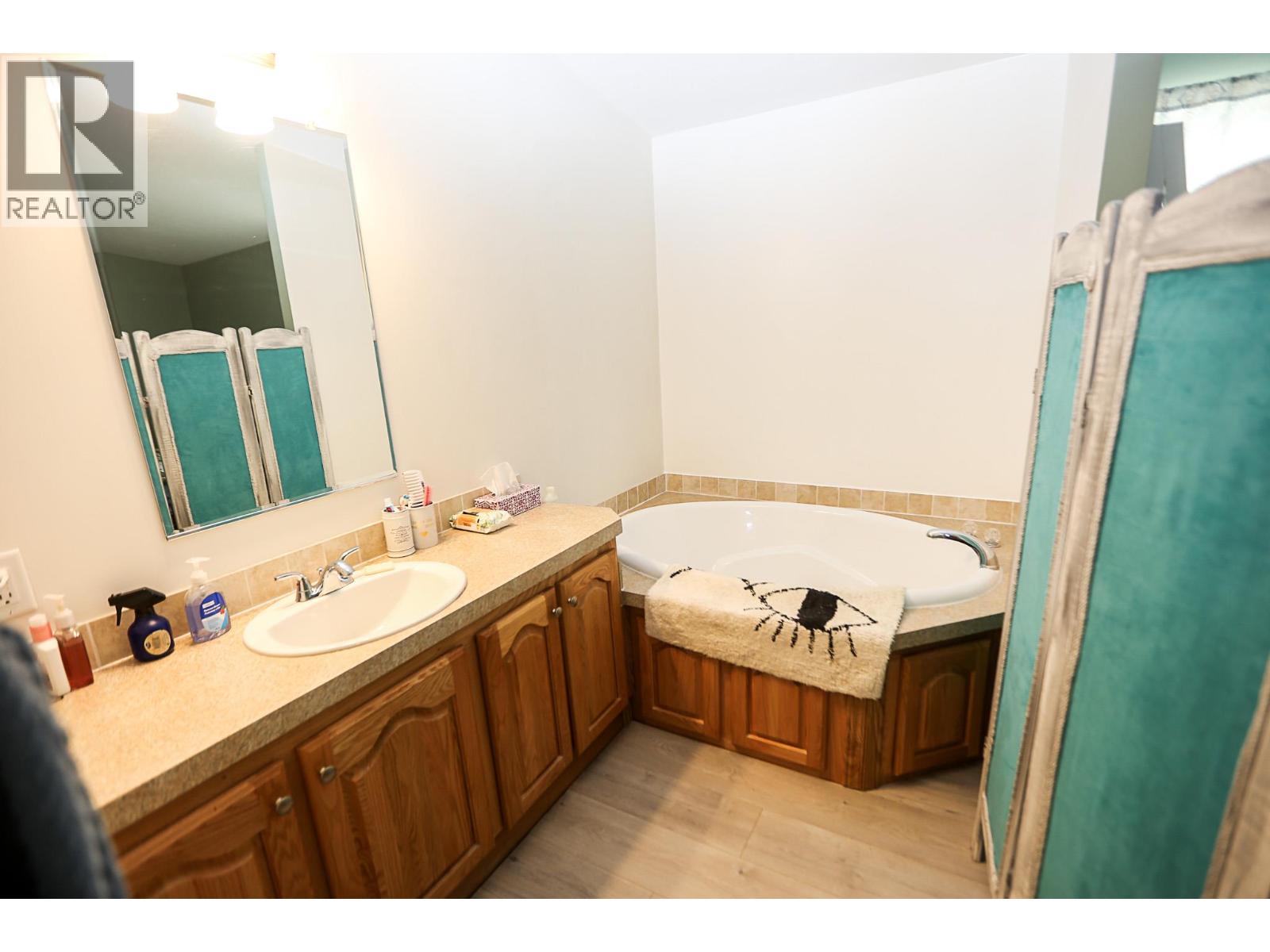 4510 Power Road Unit# 35, Barriere, British Columbia  V0E 1E0 - Photo 12 - 10396944