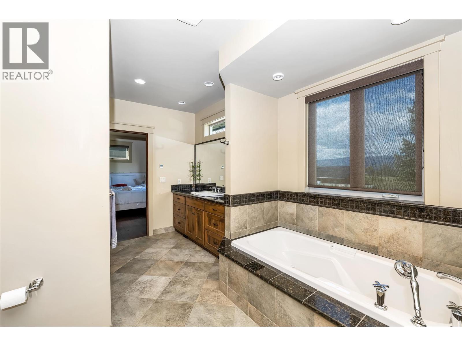 211 Pleasant Valley Cross Road, Armstrong, British Columbia  V0E 1B2 - Photo 28 - 10396807
