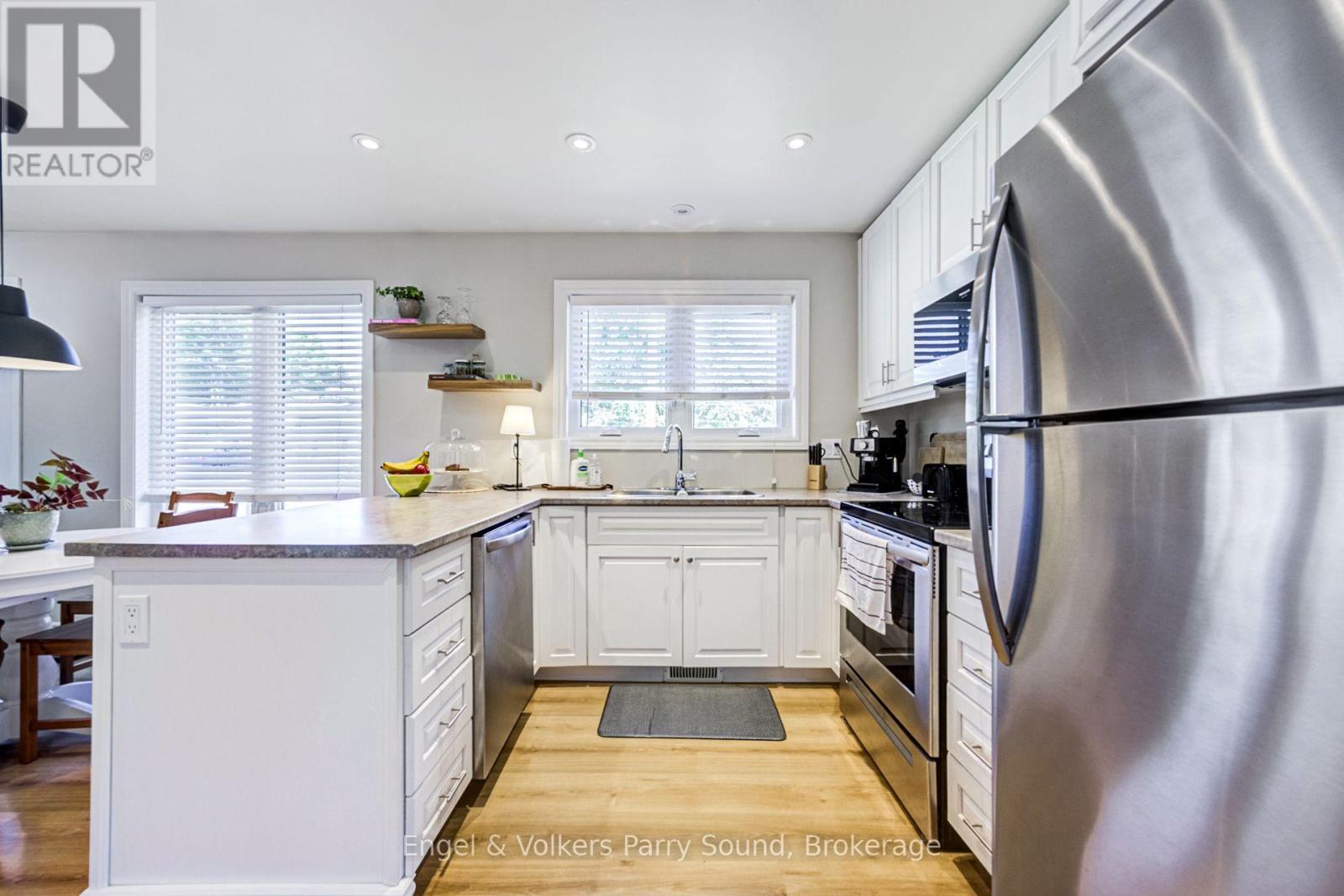 A - 6 Lawrence Street, Parry Sound, Ontario P2A 2E2 - Photo 11 - X13658288