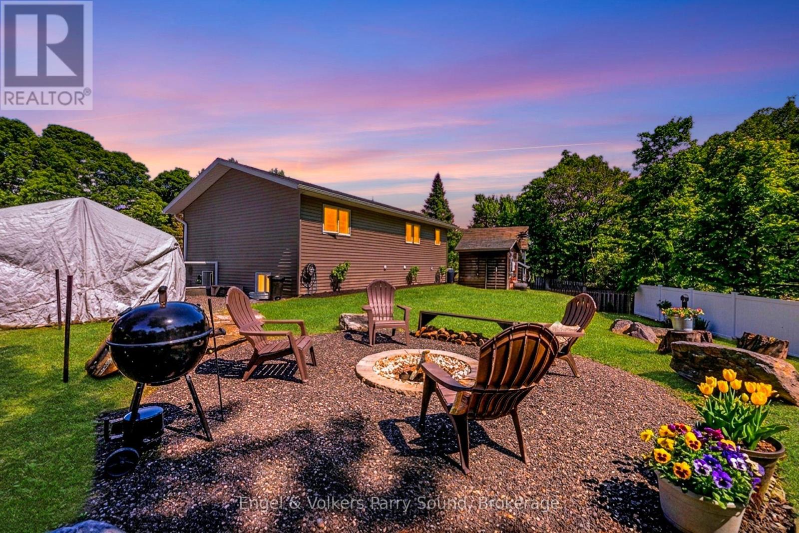A - 6 Lawrence Street, Parry Sound, Ontario P2A 2E2 - Photo 3 - X13658288