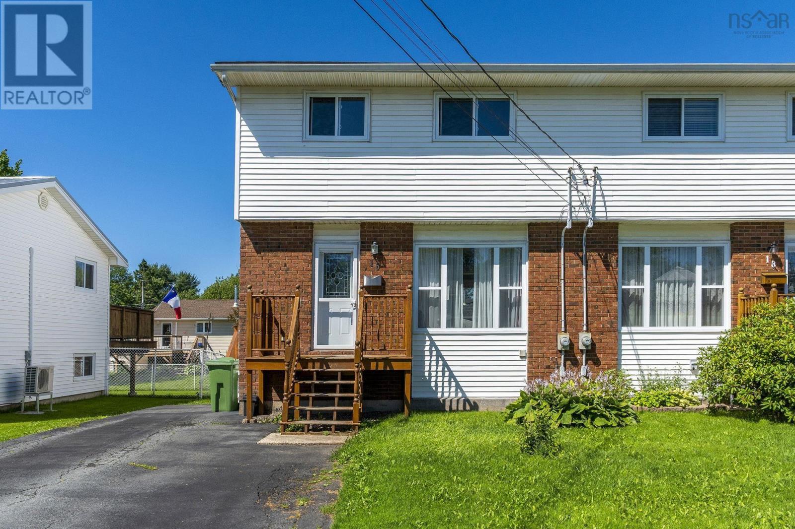 16 Clermont Crescent, Cole Harbour, Nova Scotia  B2W 4P1 - Photo 1 - 202619952