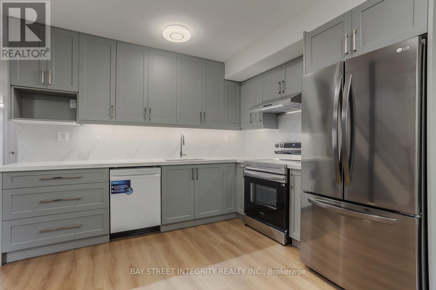 Upper Floor - 19 D'arcy Street, Toronto, Ontario  M5T 1J8 - Photo 1 - C13658284