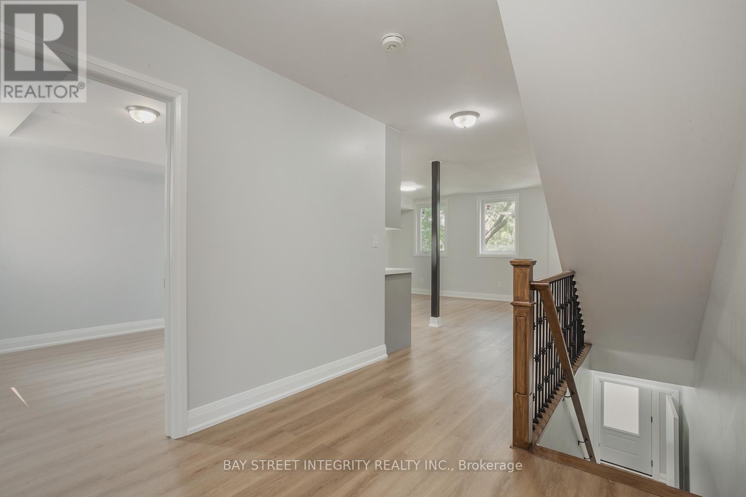 Upper Floor - 19 D'arcy Street, Toronto, Ontario  M5T 1J8 - Photo 14 - C13658284