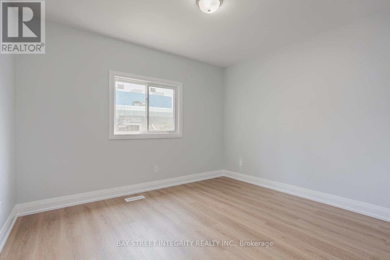 Upper Floor - 19 D'arcy Street, Toronto, Ontario  M5T 1J8 - Photo 8 - C13658284