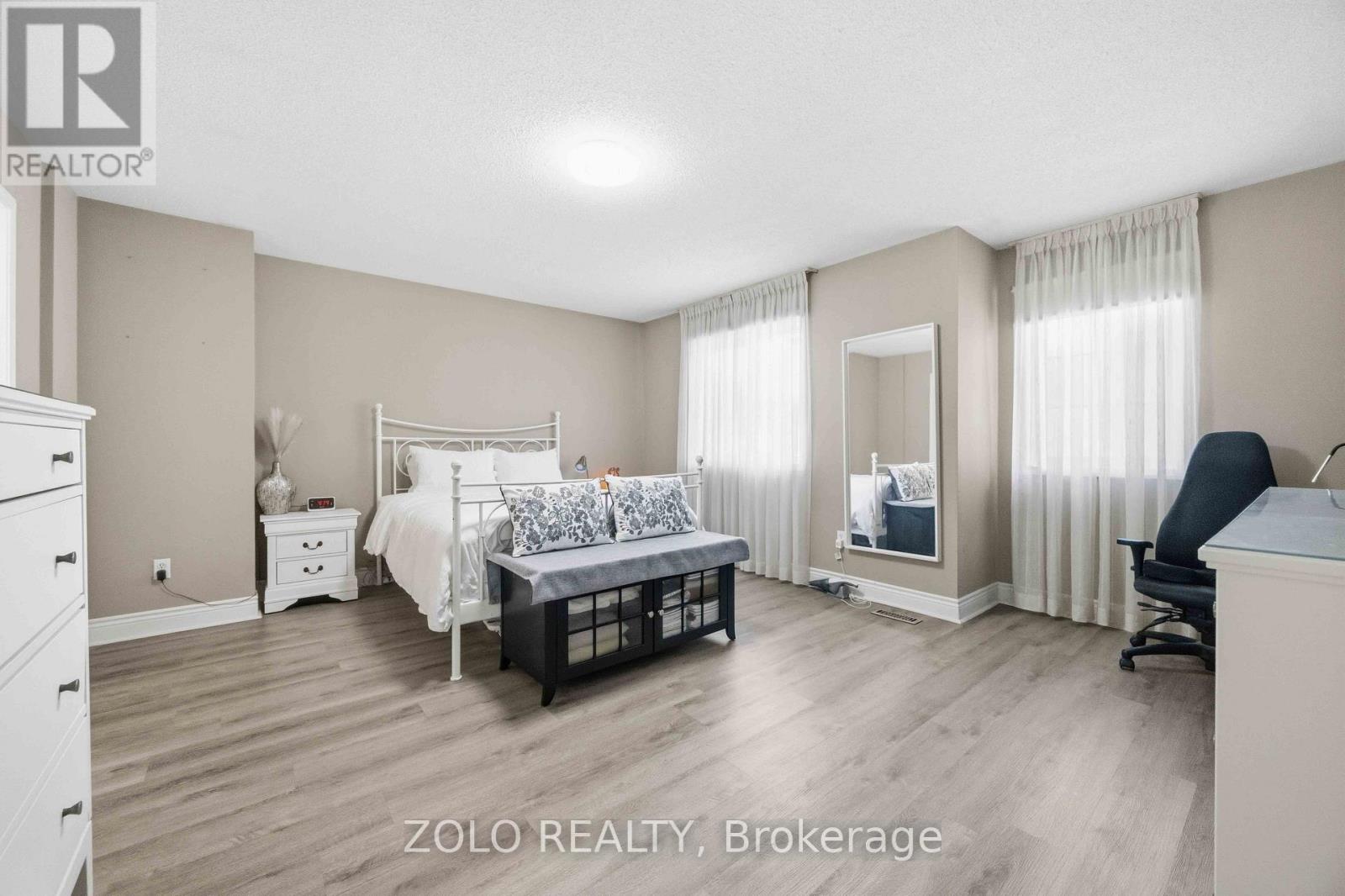 82 Piperbrook Crescent, Toronto, Ontario  M1E 5G9 - Photo 12 - E13658314