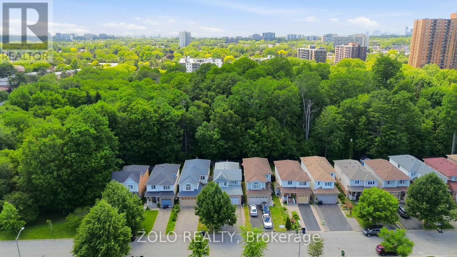 82 Piperbrook Crescent, Toronto, Ontario  M1E 5G9 - Photo 3 - E13658314
