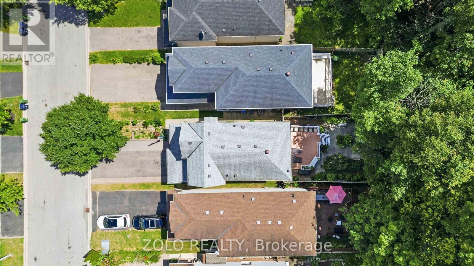 82 Piperbrook Crescent, Toronto, Ontario  M1E 5G9 - Photo 4 - E13658314