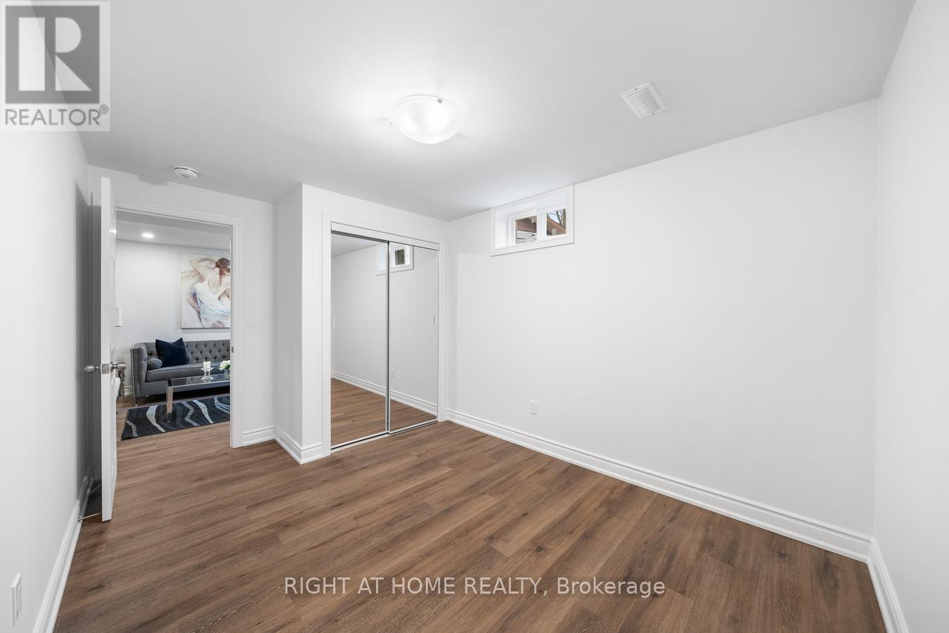 Lower - 582 Carlyle Court, Oshawa, Ontario L1H 6S2 - Photo 10 - E13658374