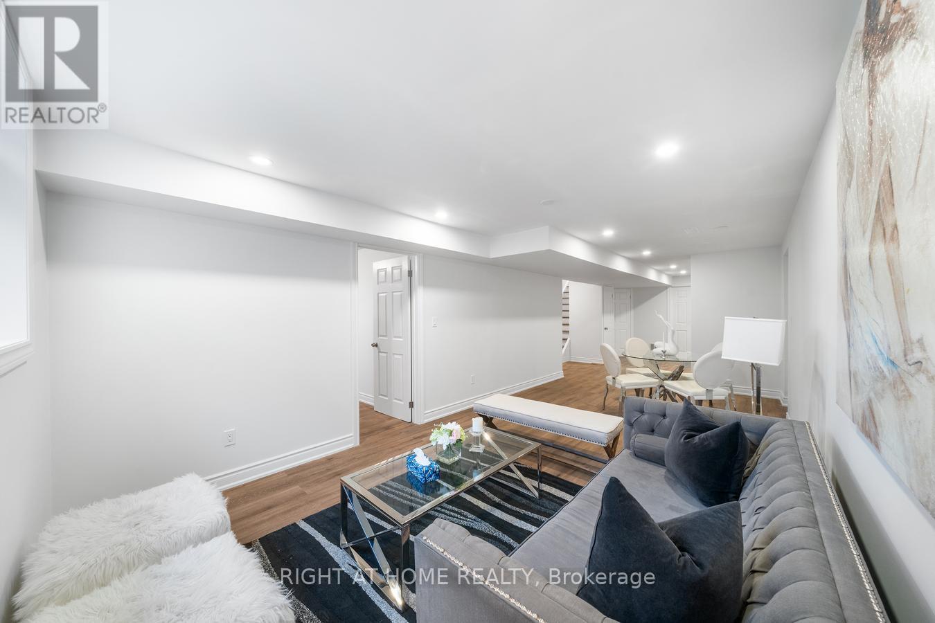Lower - 582 Carlyle Court, Oshawa, Ontario L1H 6S2 - Photo 6 - E13658374