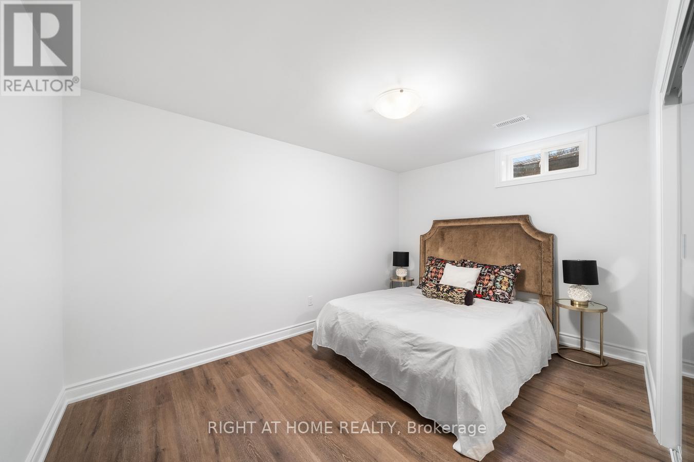 Lower - 582 Carlyle Court, Oshawa, Ontario L1H 6S2 - Photo 7 - E13658374