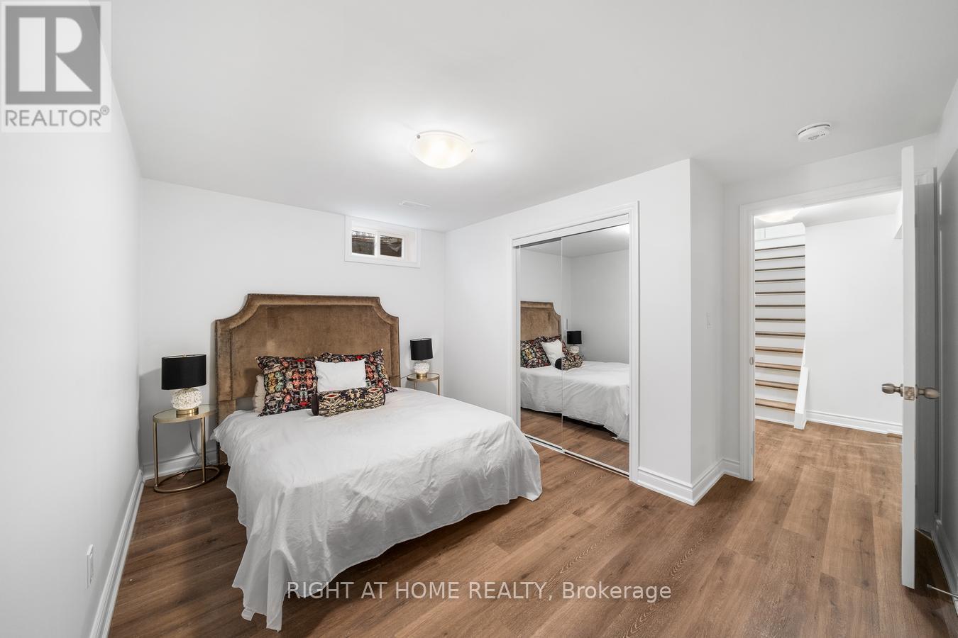 Lower - 582 Carlyle Court, Oshawa, Ontario L1H 6S2 - Photo 8 - E13658374