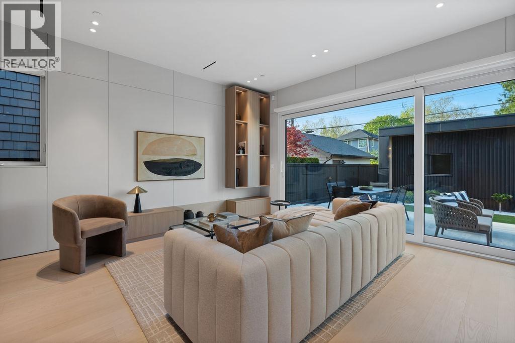2 2935 W 15th Avenue, Vancouver, British Columbia V6K 3A2 - Photo 4 - R3152668