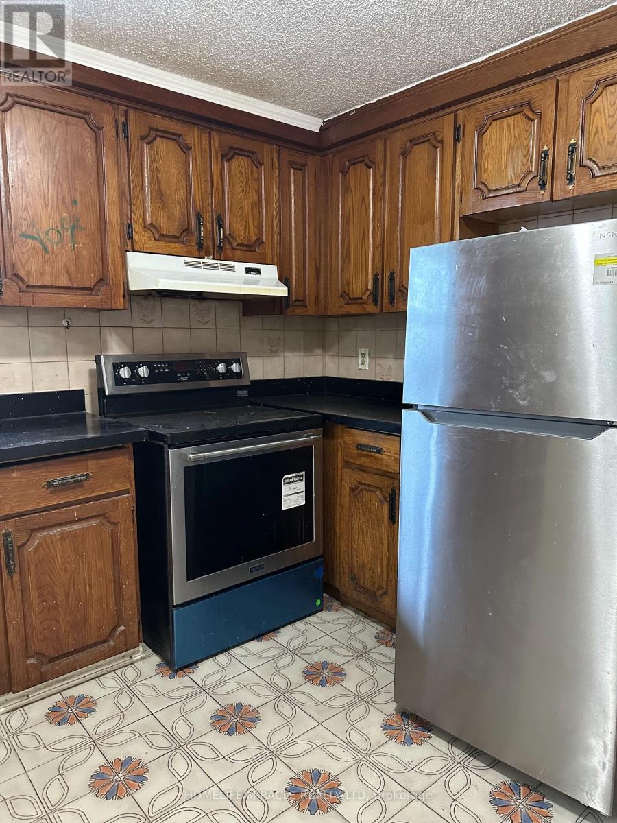 2931 Islington Avenue, Toronto, Ontario  M9L 2K3 - Photo 26 - W13658252