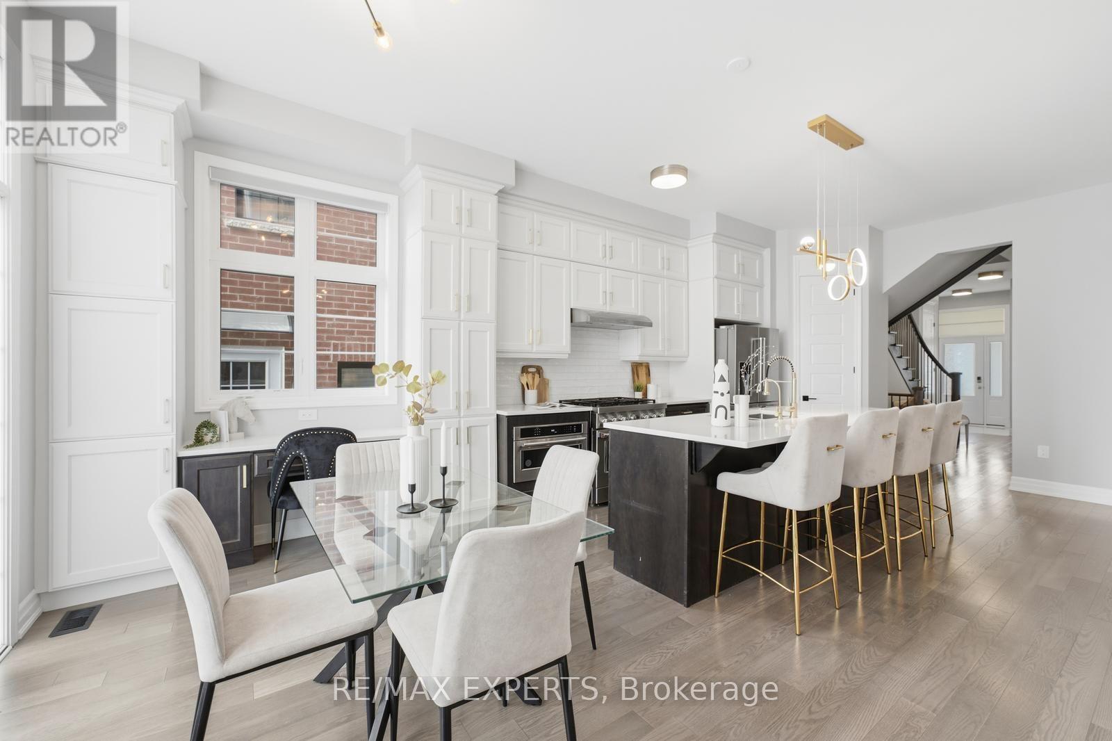1296 Aymond Crescent W, Oakville, Ontario  L6H 7W8 - Photo 11 - W13658262
