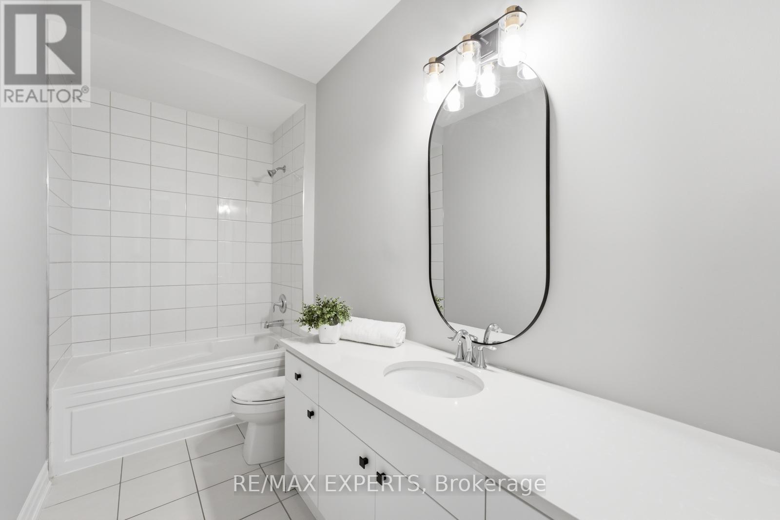 1296 Aymond Crescent W, Oakville, Ontario  L6H 7W8 - Photo 34 - W13658262
