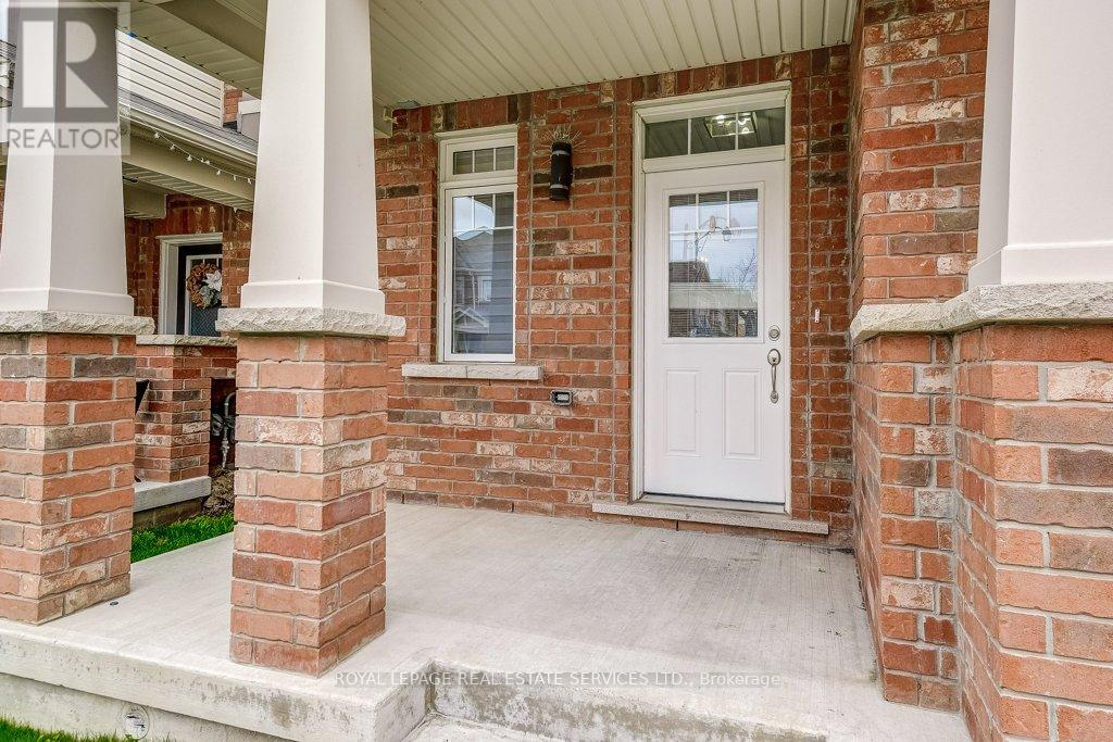 329 Gooding Crescent, Milton, Ontario  L9E 0A9 - Photo 3 - W13658346