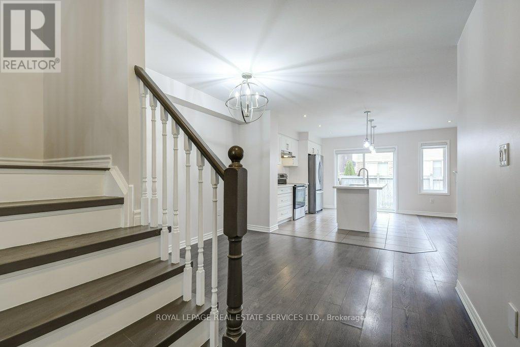 329 Gooding Crescent, Milton, Ontario  L9E 0A9 - Photo 8 - W13658346
