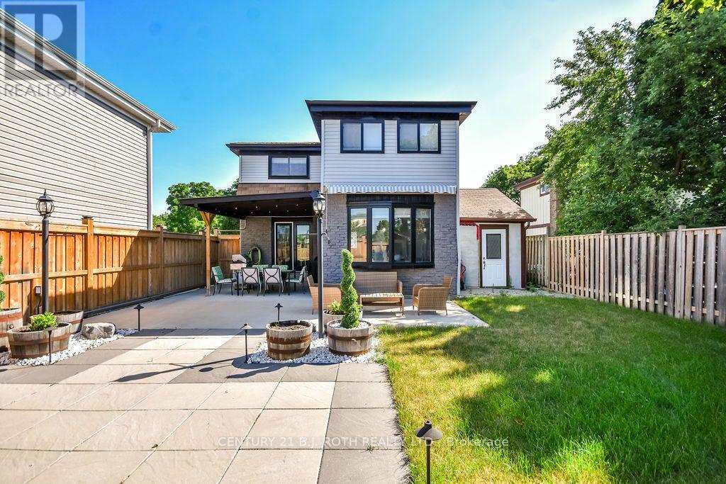 249 Leavens Court, Caledon, Ontario  L7E 2A8 - Photo 46 - W13658350