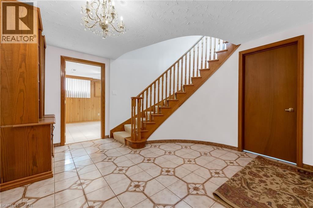 35 Glen Park Court, Hamilton, Ontario  L8K 6N6 - Photo 27 - 40852523