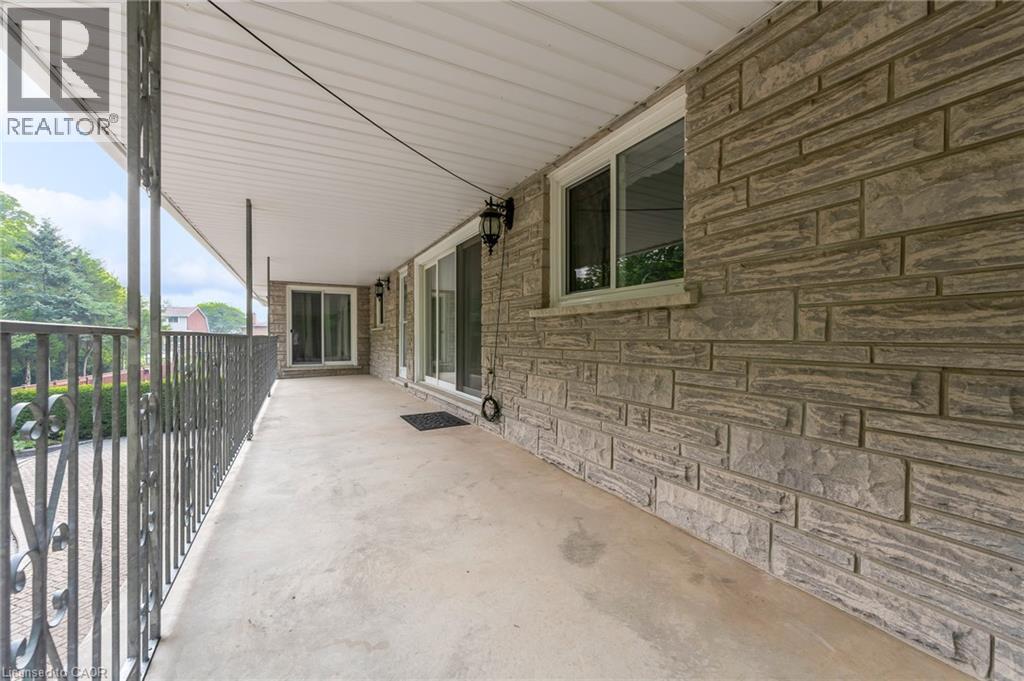 35 Glen Park Court, Hamilton, Ontario  L8K 6N6 - Photo 42 - 40852523