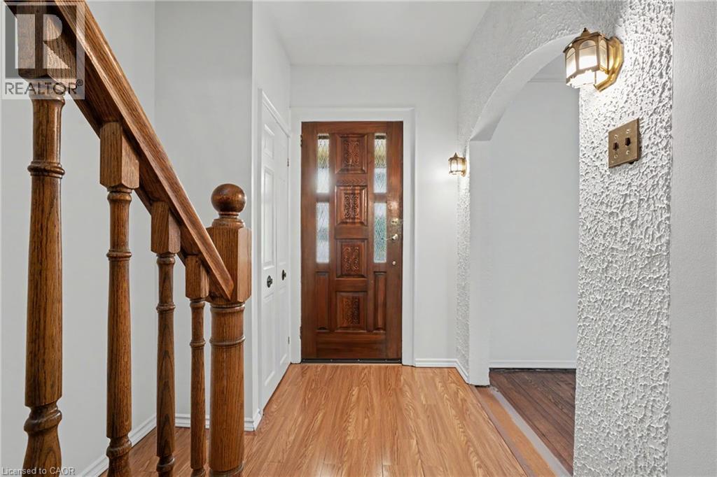 18 Elma Street, Etobicoke, Ontario  M8V 1X8 - Photo 5 - 40846713