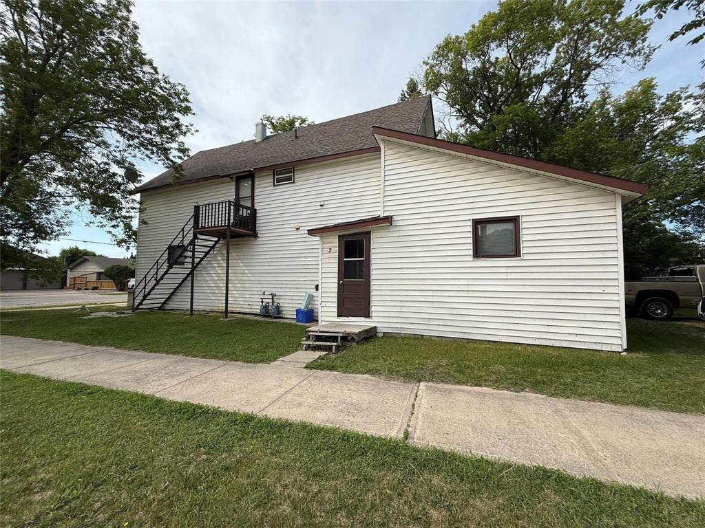 339 Eveline Street, Selkirk, Manitoba  R1A 1M9 - Photo 3 - 202620000