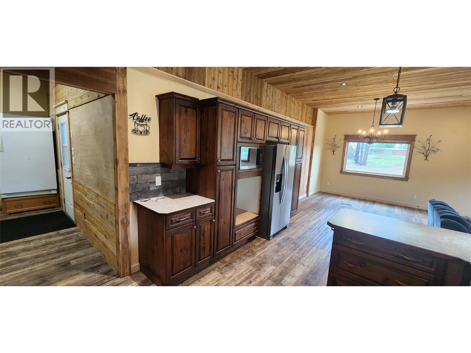 90 Sagamore Road, Grand Forks, British Columbia  V0H 1H4 - Photo 14 - 10386232