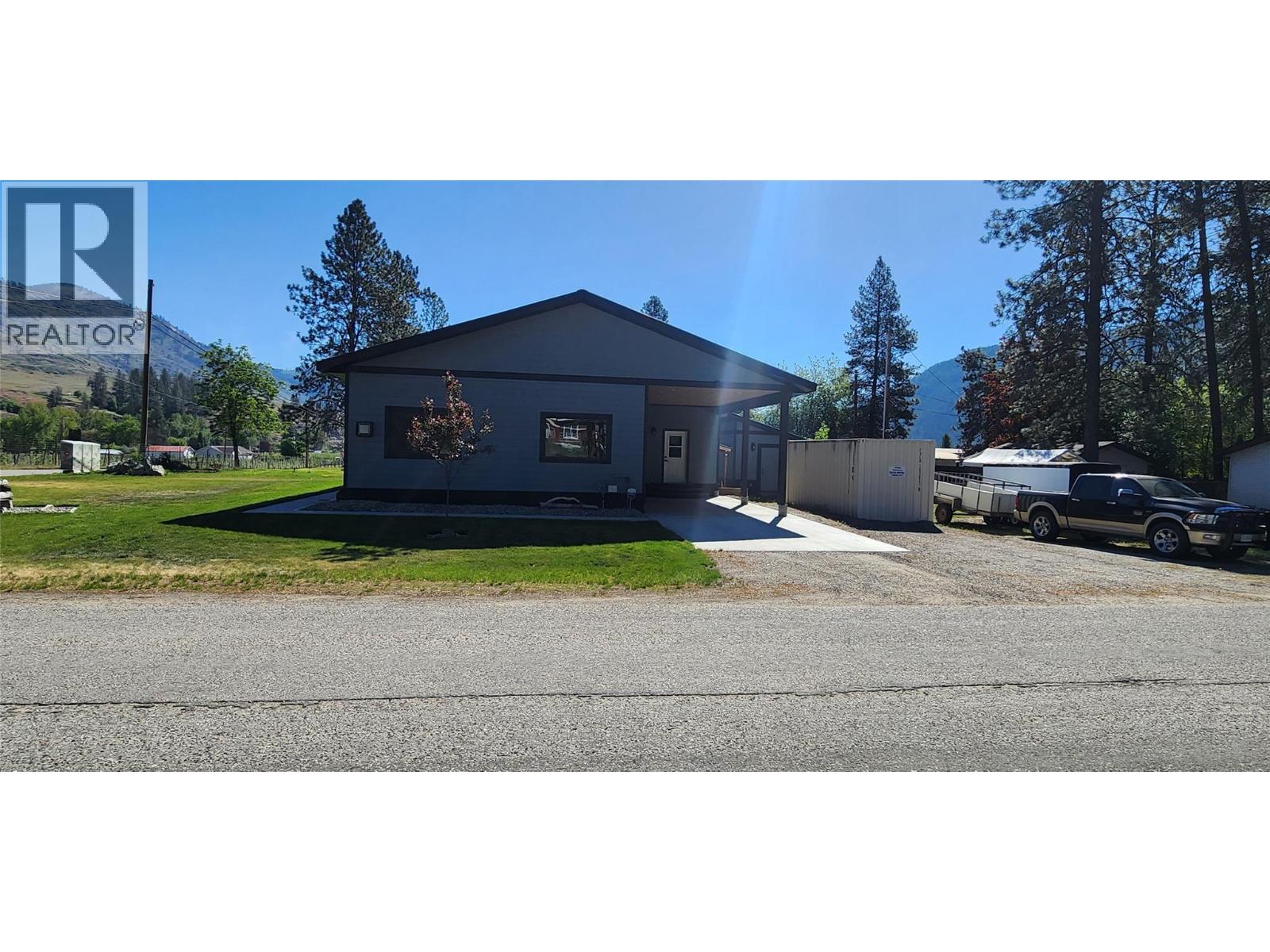 90 Sagamore Road, Grand Forks, British Columbia  V0H 1H4 - Photo 4 - 10386232
