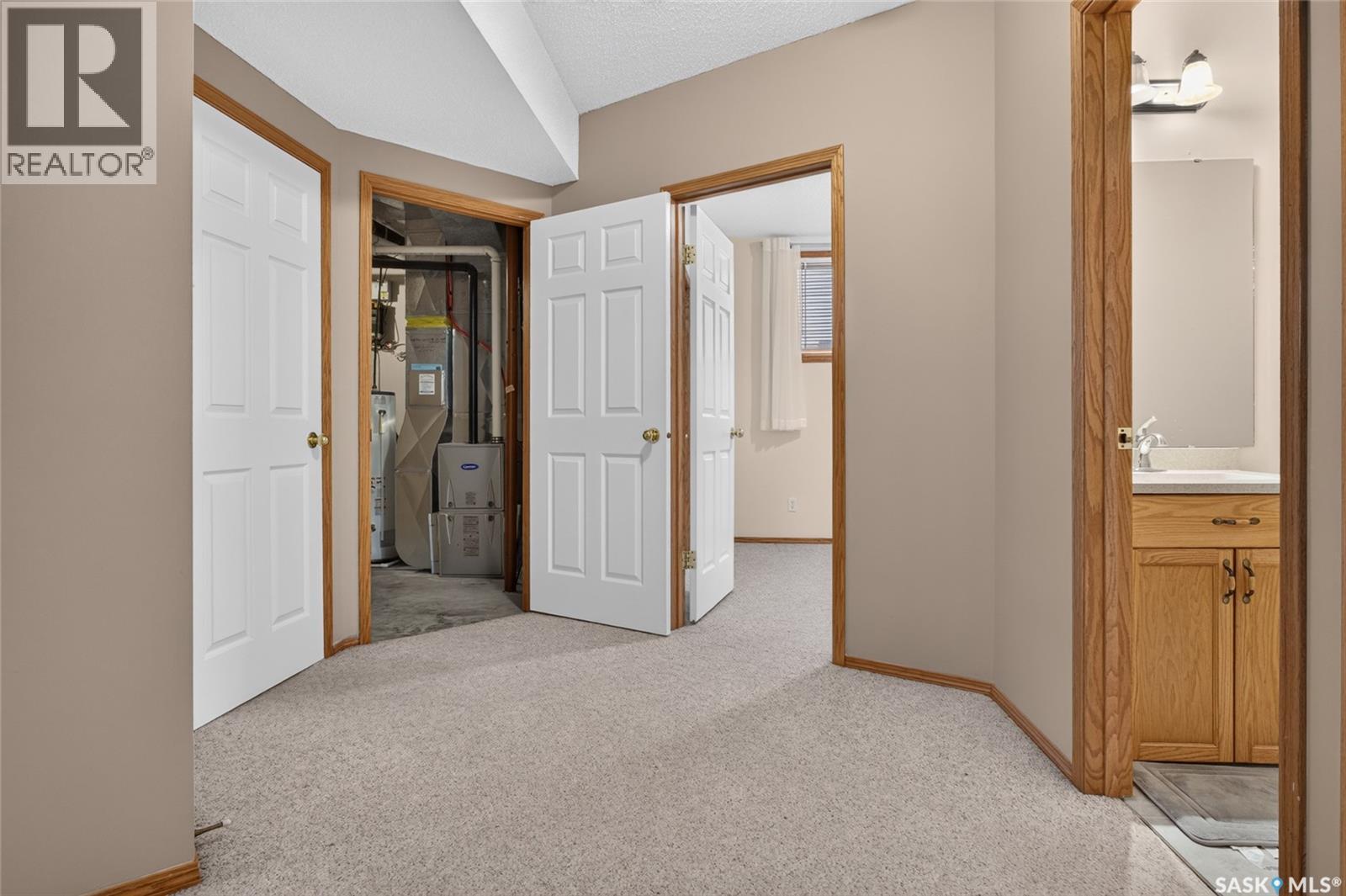 3547 Hazel Grove, Regina, Saskatchewan  S4V 2S7 - Photo 30 - SK045138