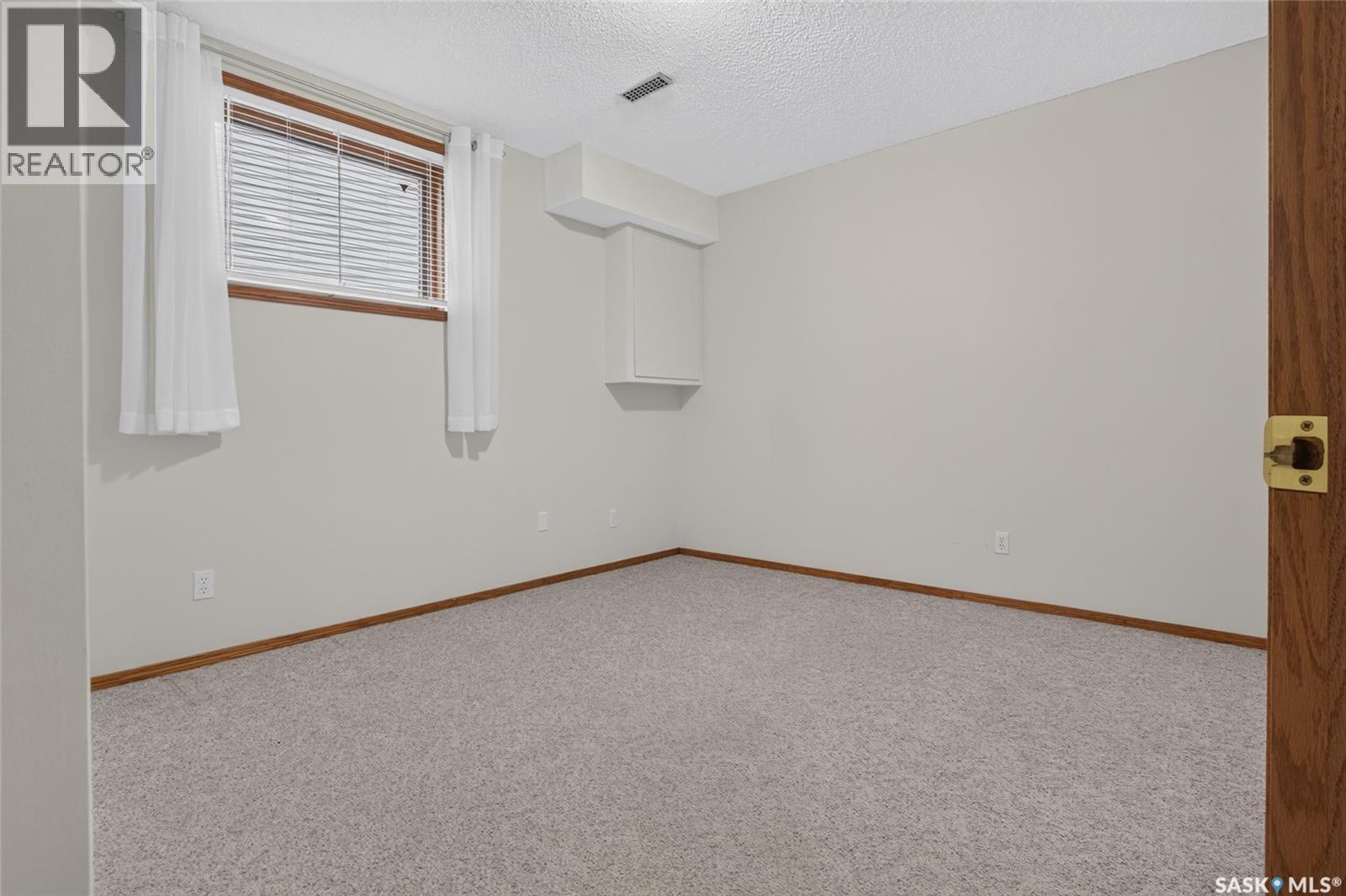 3547 Hazel Grove, Regina, Saskatchewan  S4V 2S7 - Photo 35 - SK045138