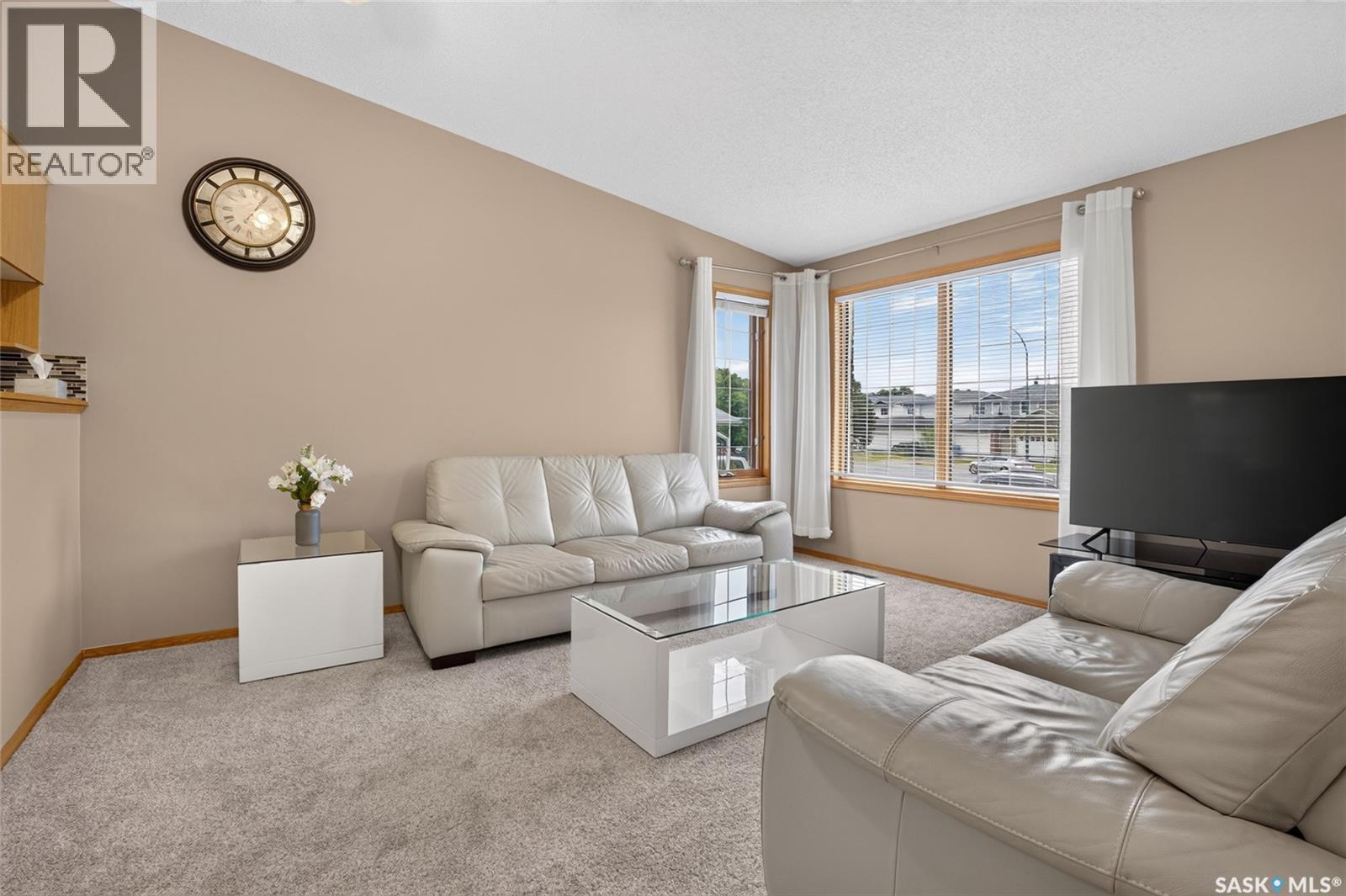 3547 Hazel Grove, Regina, Saskatchewan  S4V 2S7 - Photo 6 - SK045138