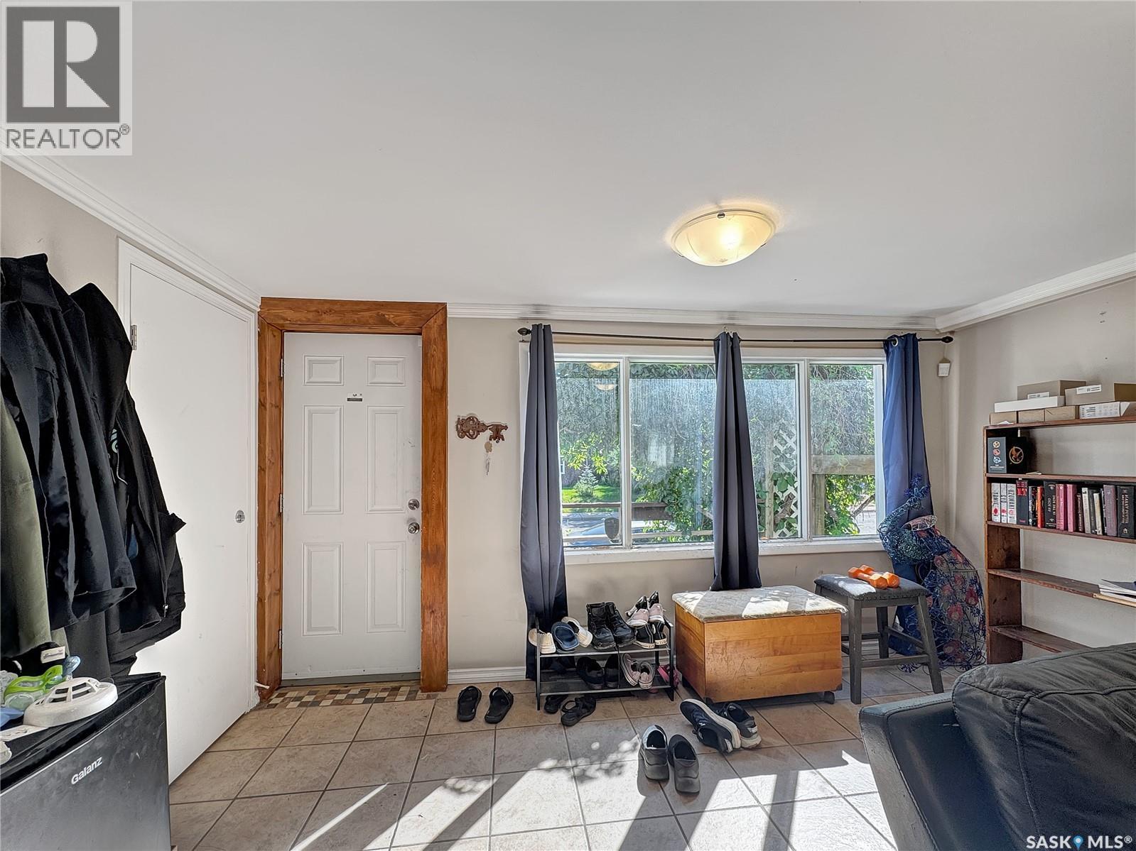 1671 103rd Street, North Battleford, Saskatchewan  S9A 1L6 - Photo 4 - SK045096