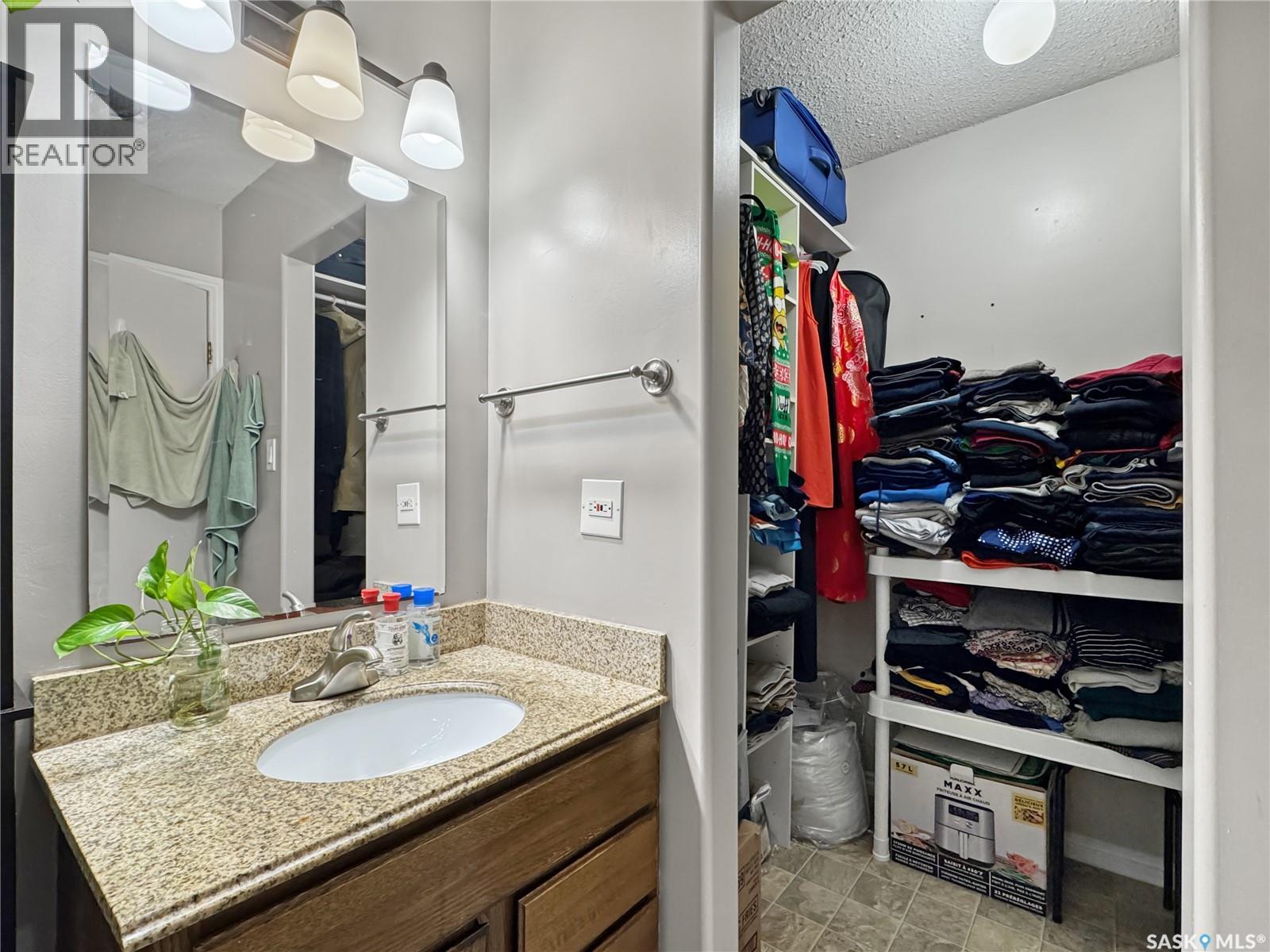 10818 Meighen Crescent, North Battleford, Saskatchewan  S9A 3L3 - Photo 14 - SK045090