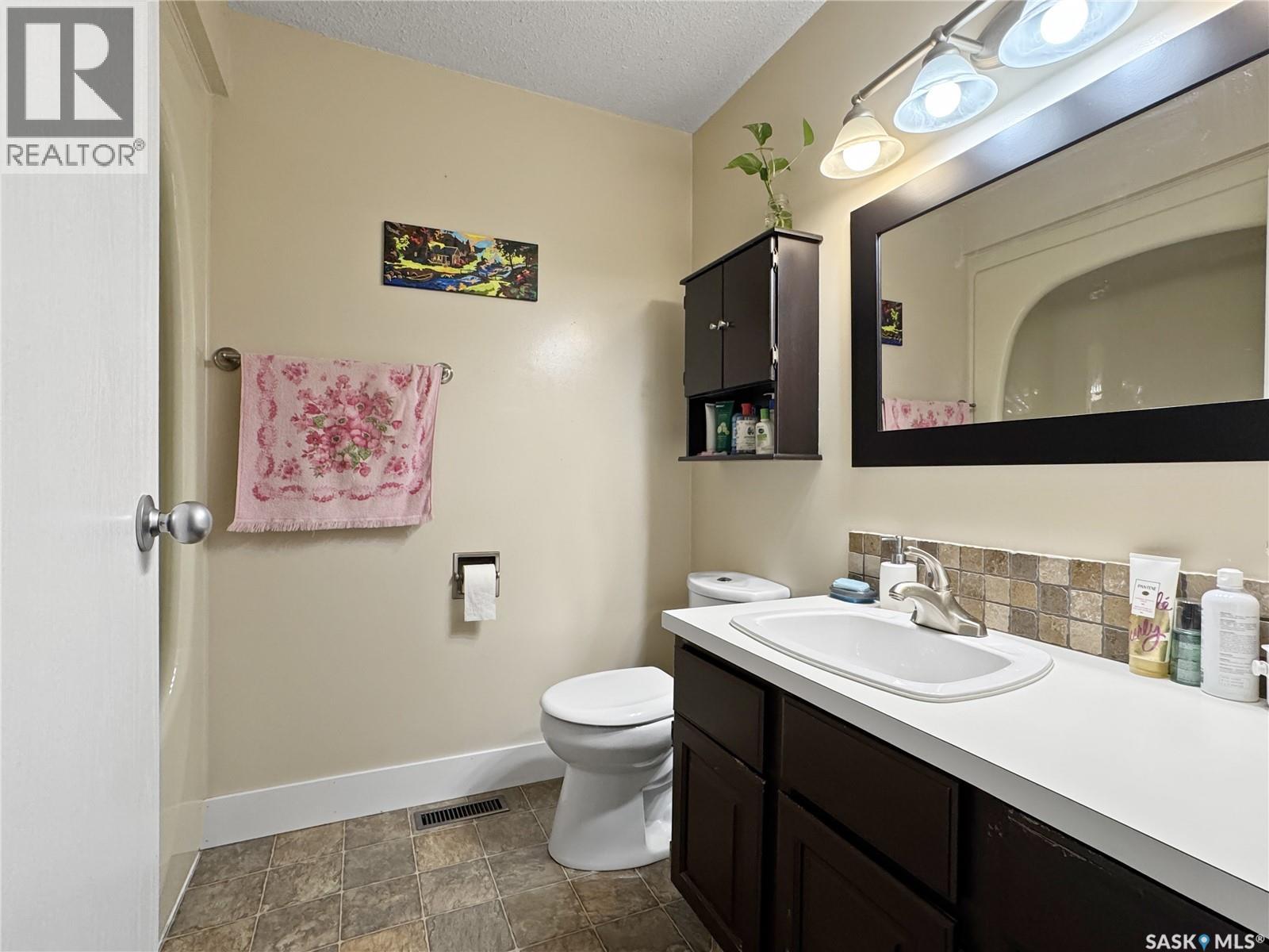 10818 Meighen Crescent, North Battleford, Saskatchewan  S9A 3L3 - Photo 16 - SK045090