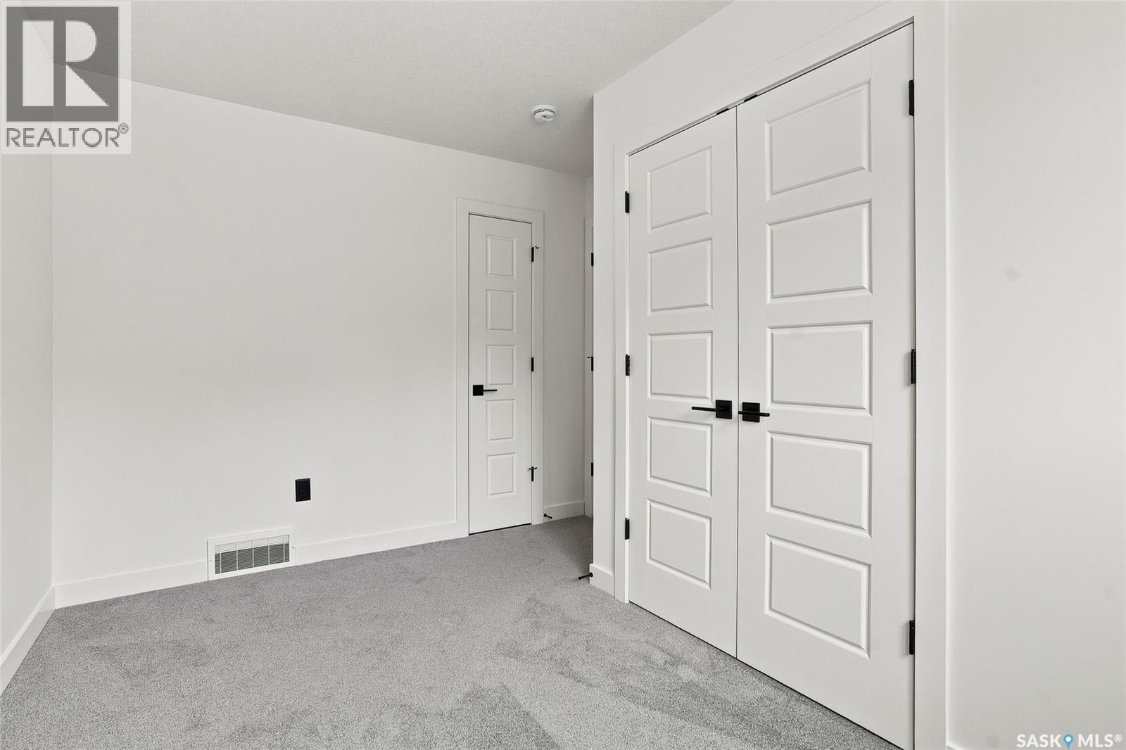 1220 H Avenue N, Saskatoon, Saskatchewan  S7L 2E2 - Photo 26 - SK045055